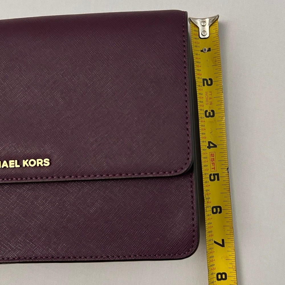 Michael Kors Purse Daniela Saffiano Leather Crossbody Bag Plum Gold Hardware - Picture 11 of 12